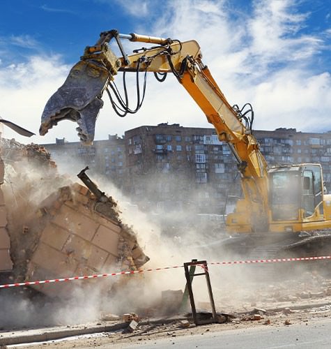 Услуги демонтажа в Саратове